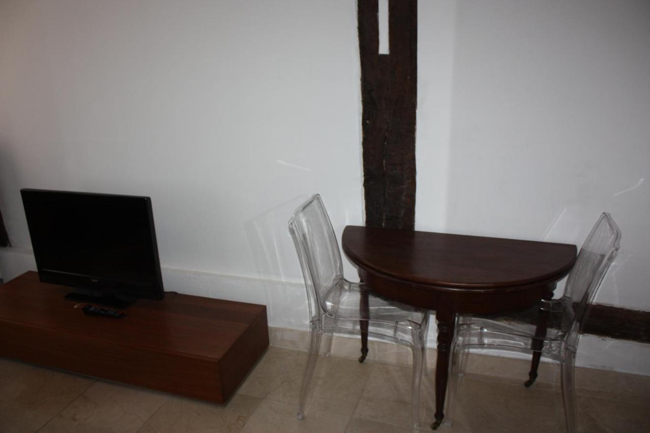 Le Clos Saint Nizier Troyes - Cathedrale- Parking - Wifi المظهر الخارجي الصورة