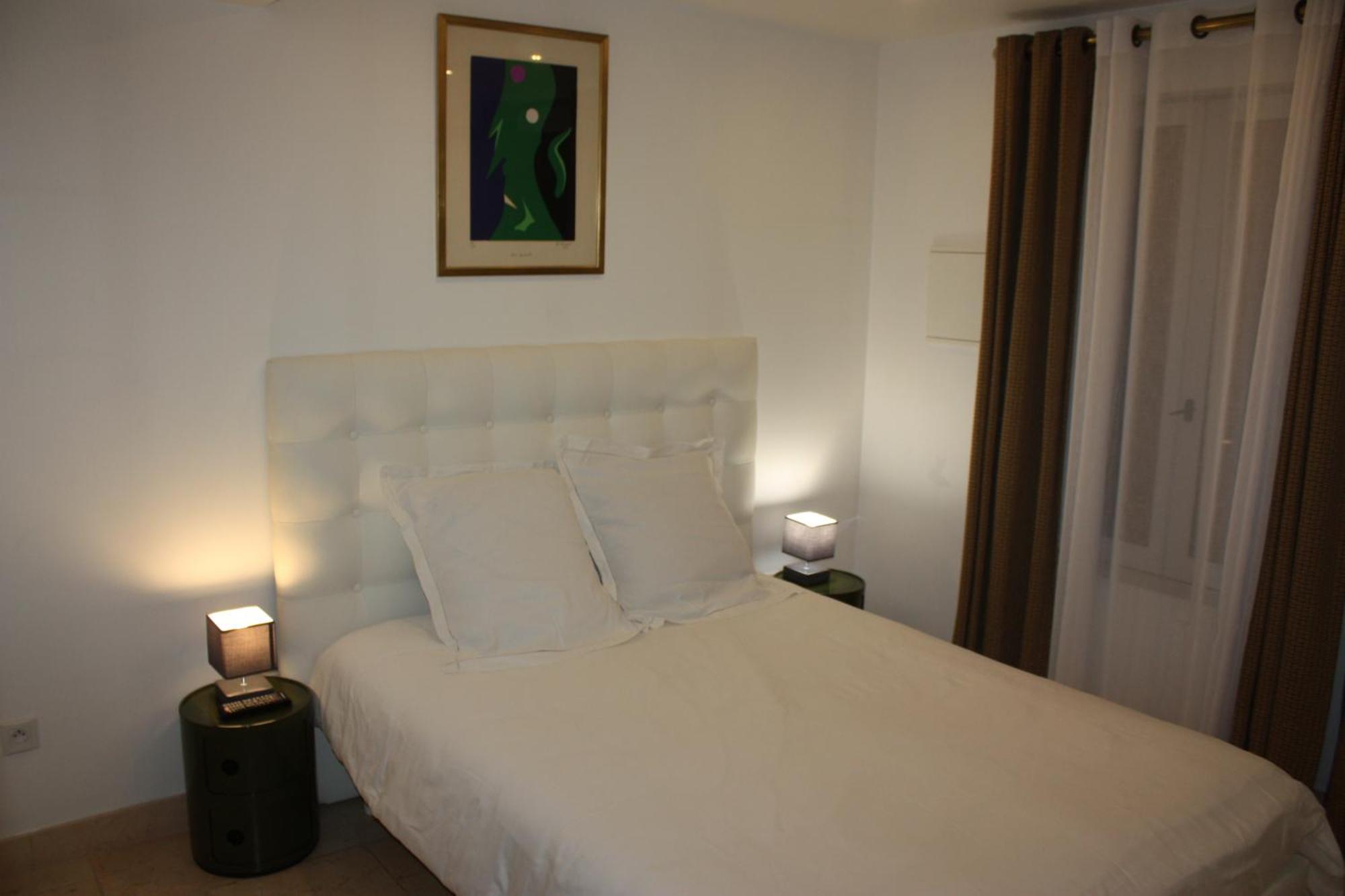 Le Clos Saint Nizier Troyes - Cathedrale- Parking - Wifi المظهر الخارجي الصورة